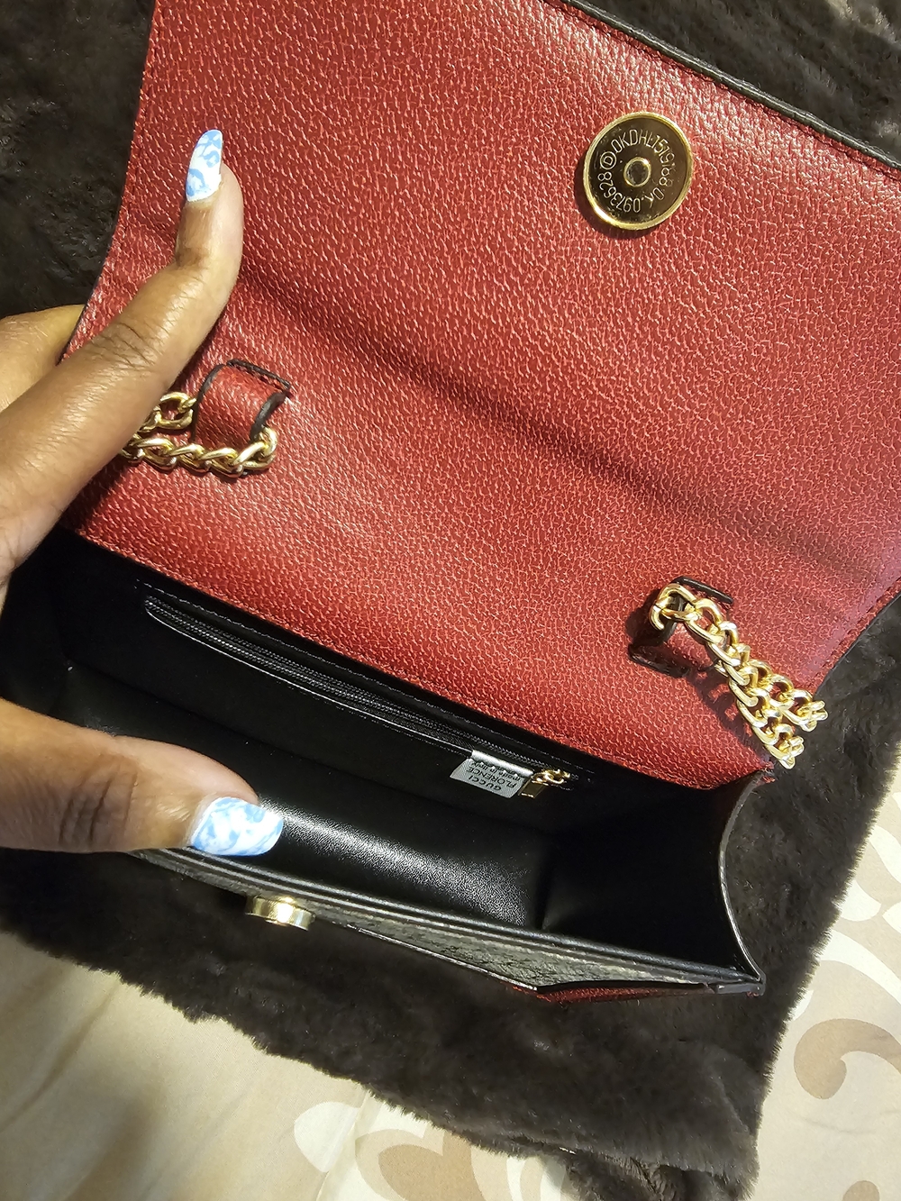 Beige Shoulder Bag with Red Trim and Green-Red Web - Picture 3 of 5